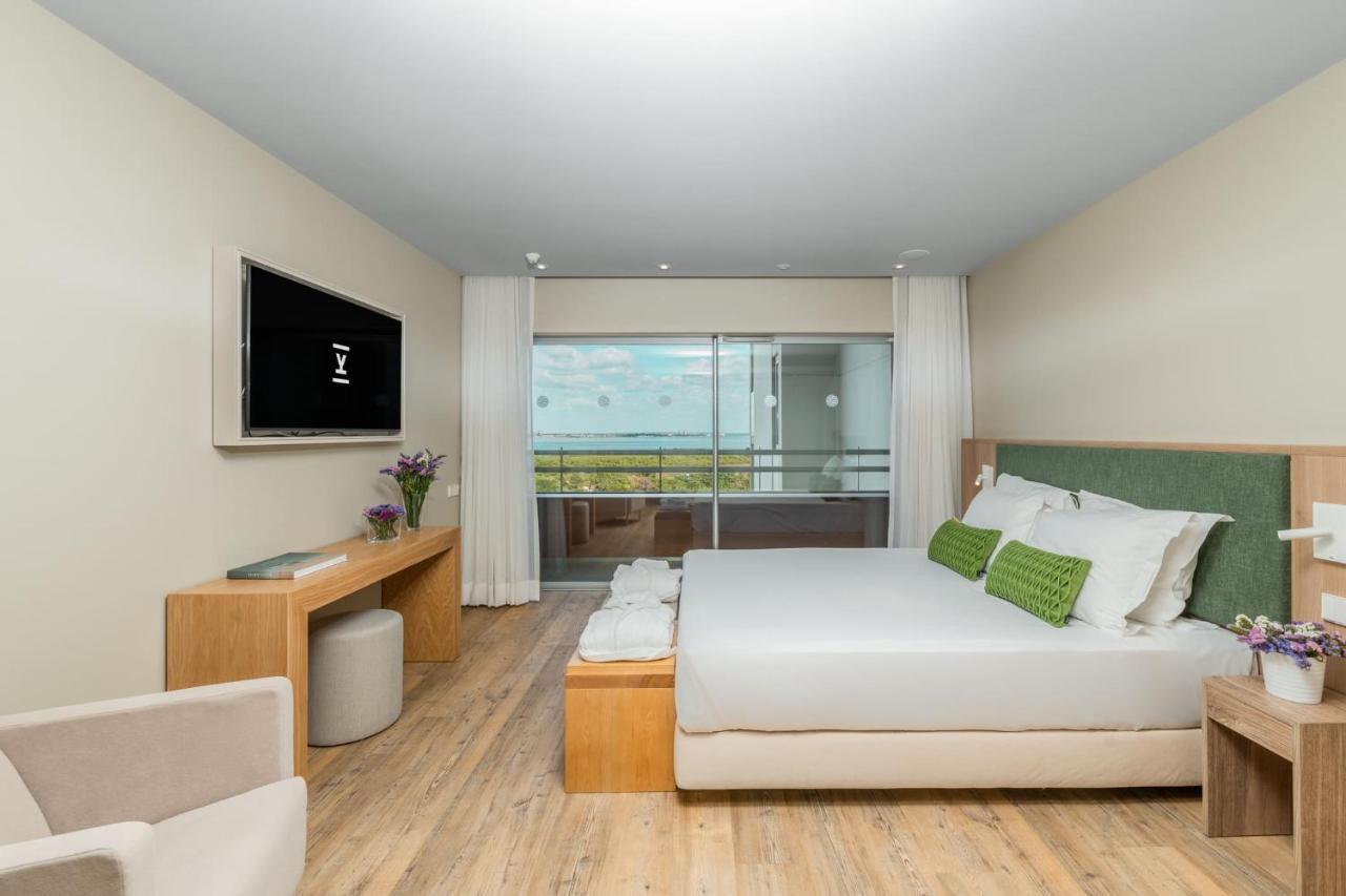 アクアルズ トロイア ラゴア ホテル&アパートメンツ S ホテルズ コレクション エクステリア 写真 A room at the hotel